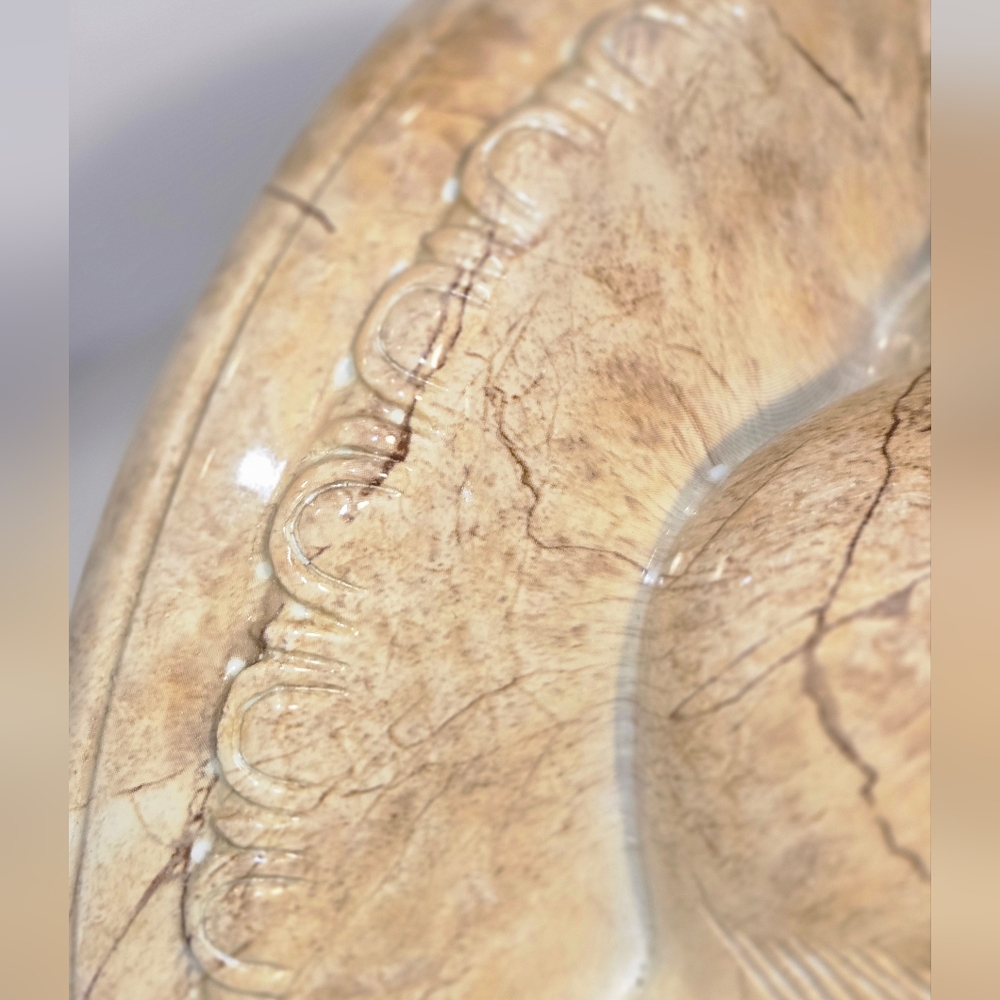 Elephant Head Resin Decorative Wall Shelf Faux Carved Old World Style Tusks NEW - Picture 8 of 9